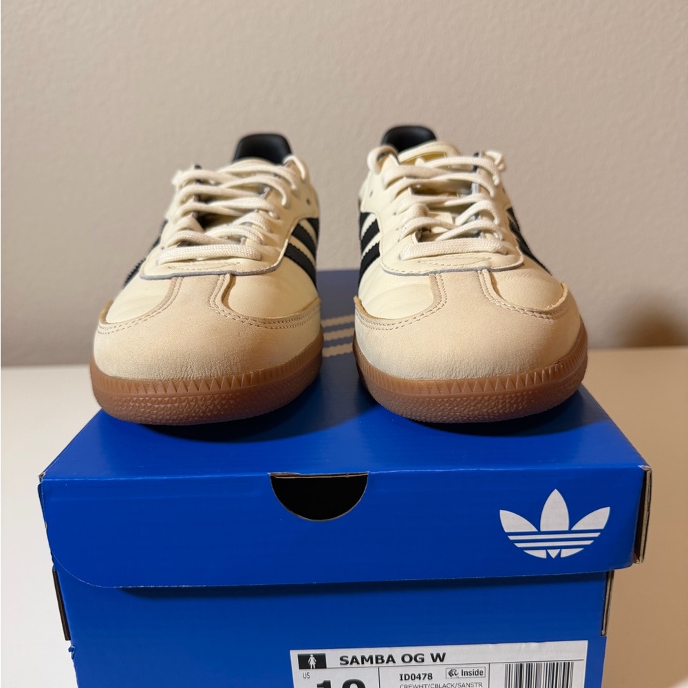 Adidas Samba OG Cream and Black Sneakers - Picture 2 of 9